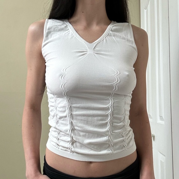 White fitted ruched nylon tank - Picture 1 of 13